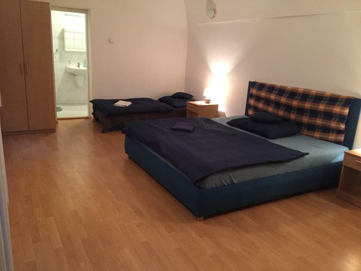 Duomo Rustical Apartment โกชิเซ ภายนอก รูปภาพ