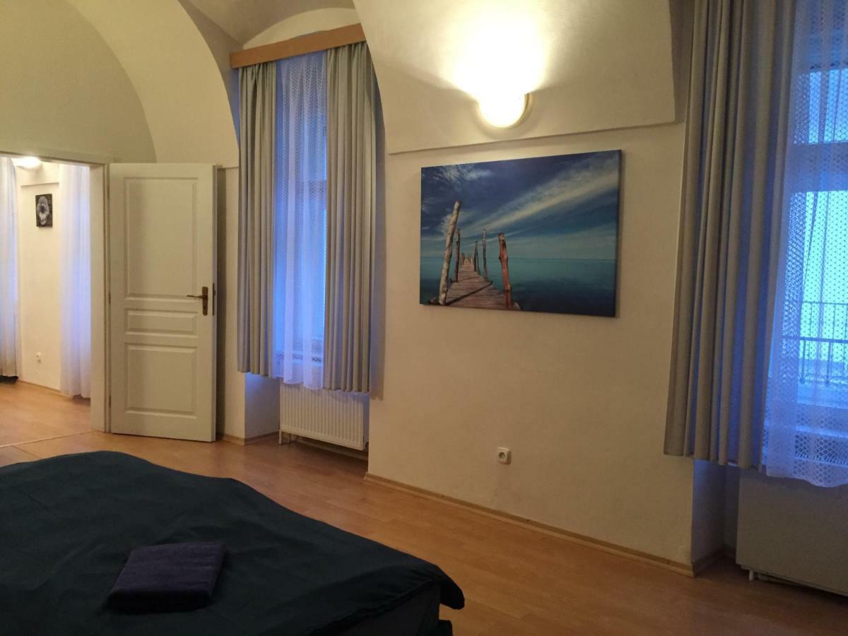 Duomo Rustical Apartment โกชิเซ ภายนอก รูปภาพ
